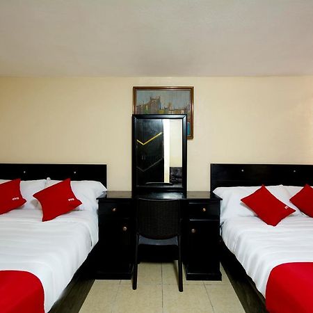 OYO Hotel Bicentenario Tampico Buitenkant foto