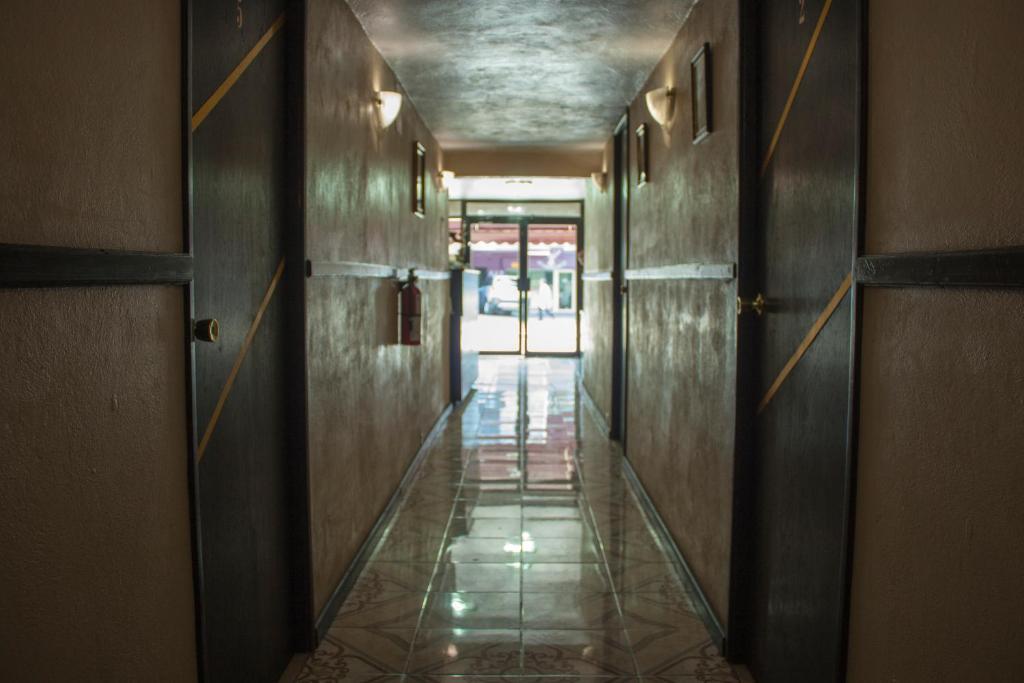 OYO Hotel Bicentenario Tampico Buitenkant foto