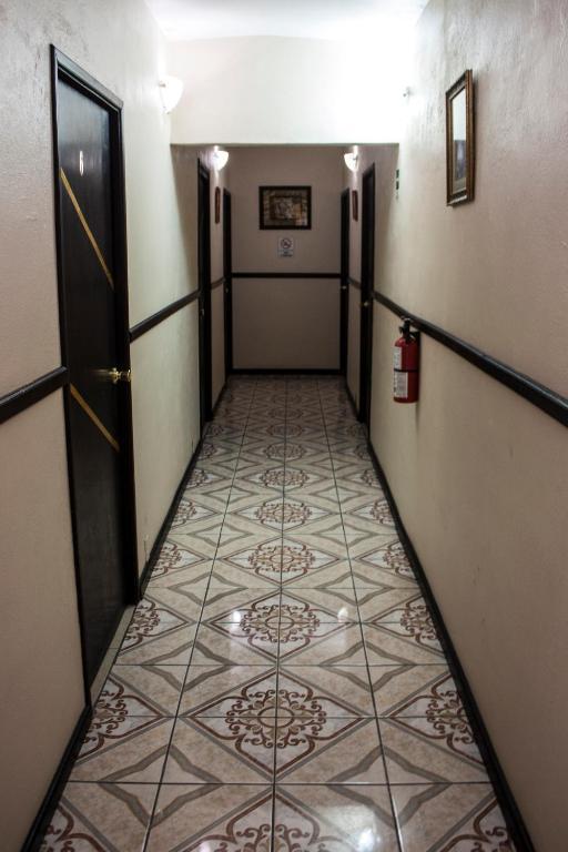 OYO Hotel Bicentenario Tampico Buitenkant foto