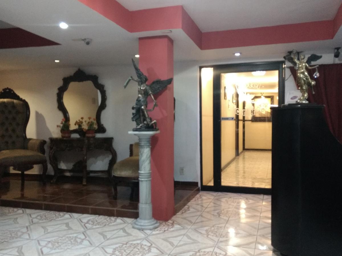 OYO Hotel Bicentenario Tampico Buitenkant foto