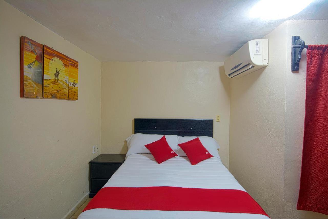 OYO Hotel Bicentenario Tampico Buitenkant foto