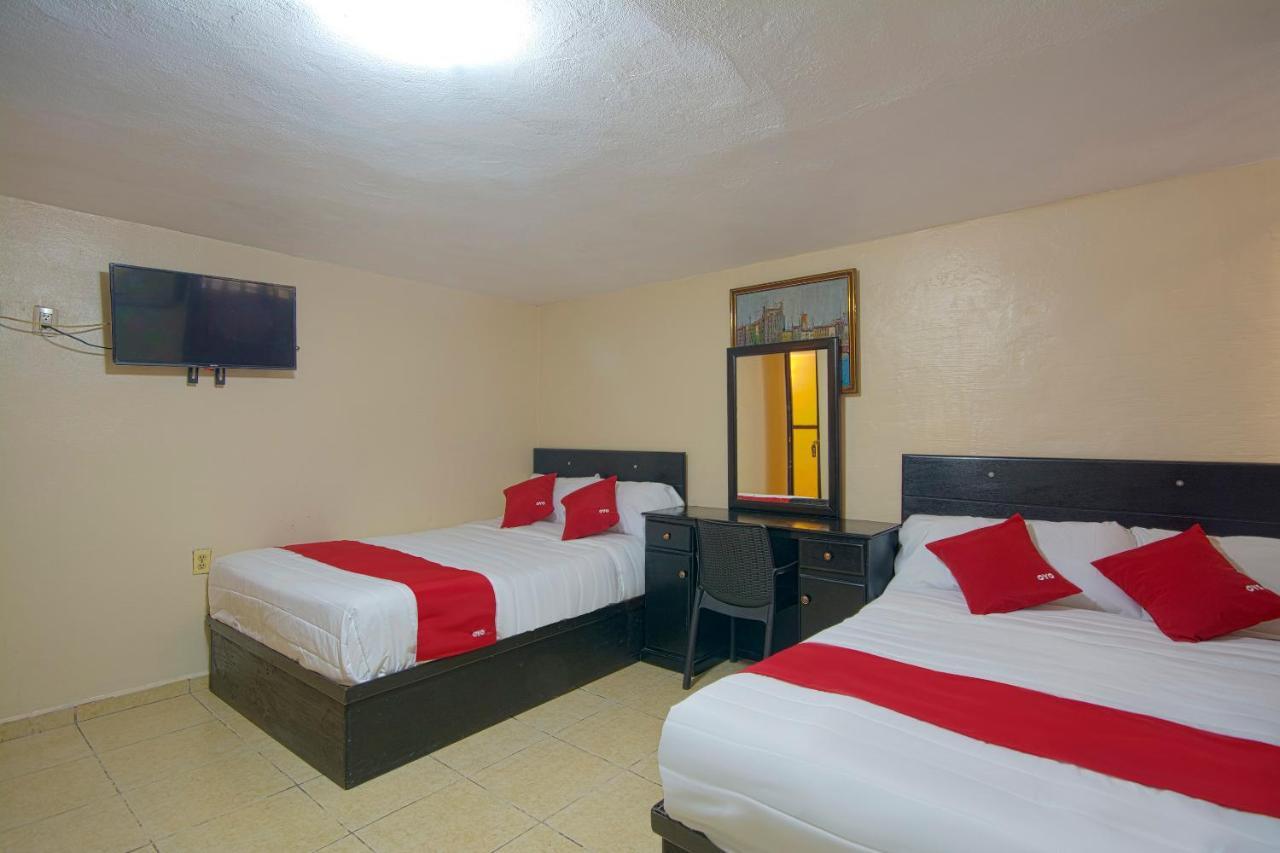 OYO Hotel Bicentenario Tampico Buitenkant foto