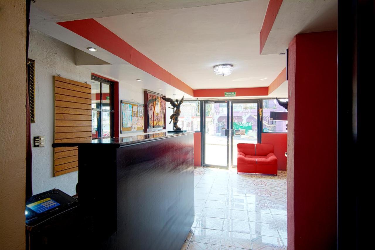 OYO Hotel Bicentenario Tampico Buitenkant foto